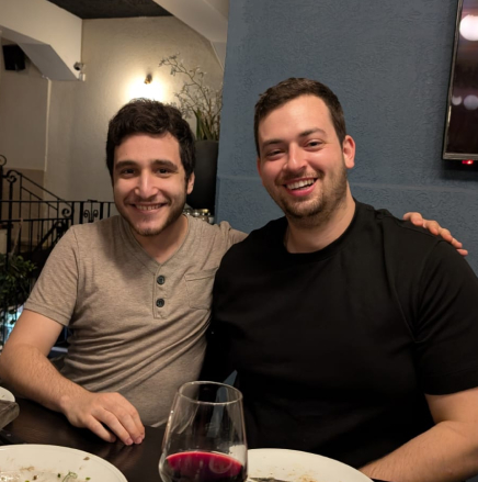 קריירה בשורנס Surense career