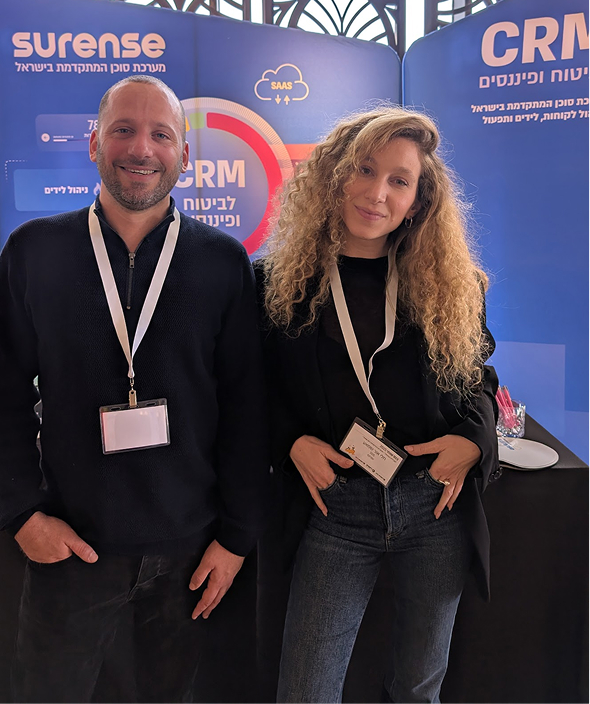 קריירה בשורנס